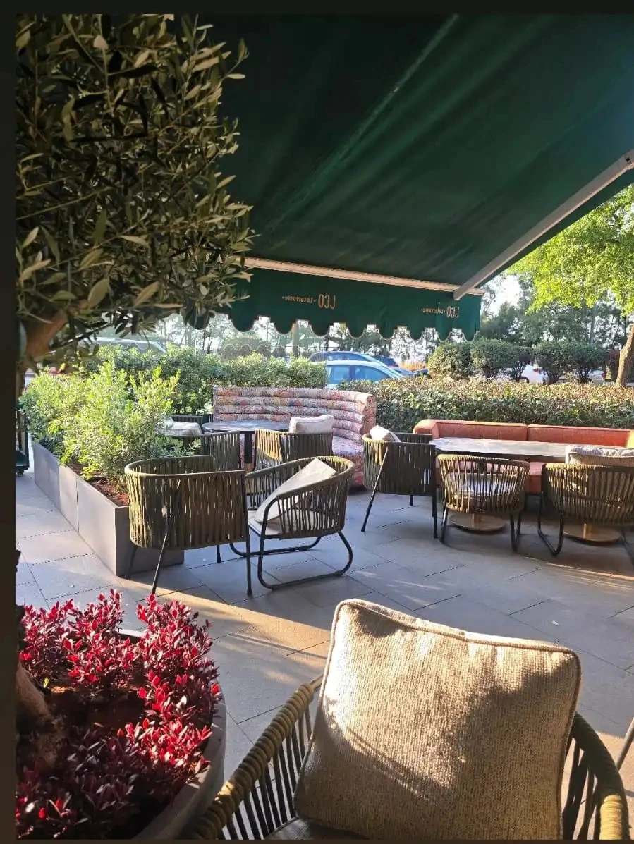 LEO La Terrasse Selection